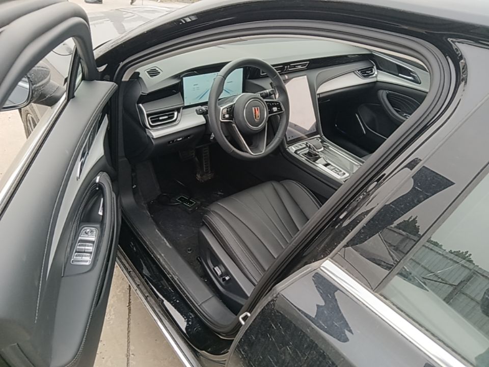 Hongqi H5 PHEV 2025 130 Super Hybrid Version — снимка 18