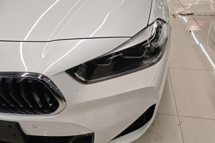 Used BMW X2 2021 sDrive25i Luxury Model with M Sport Package Left Front Headlight