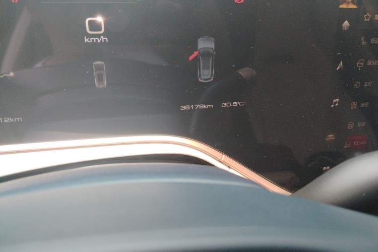 Used Hengchi 5 2022 Ultra-Luxury Edition Odometer Close Up