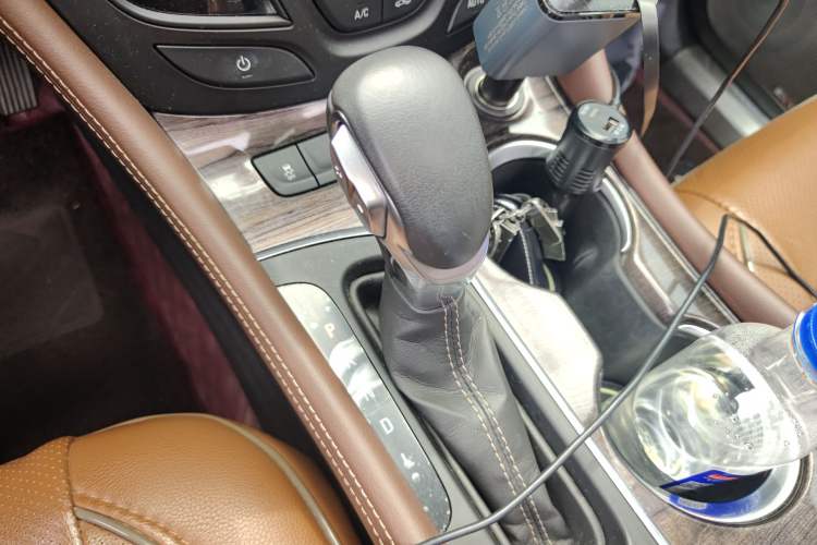 Used Buick Envision 2017 28T Four-Wheel Drive Elite Model