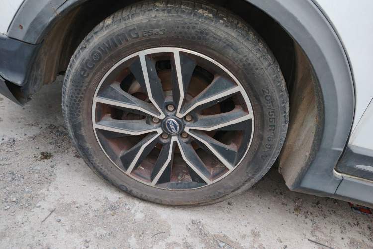 Used SWM X3 2017 1.5T Manual Fashion Model
