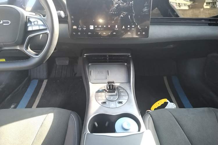 Used BYD Seal 2025 600 All-Wheel Drive Intelligent Driving Version
