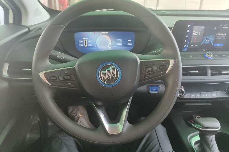 Used Buick Velite 6 2023 430km Range Commuter Version