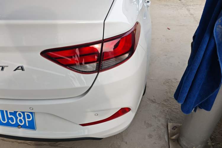 Used Hyundai Celesta 2018 1.6L Automatic GL Enjoyment Edition China VI compliant
