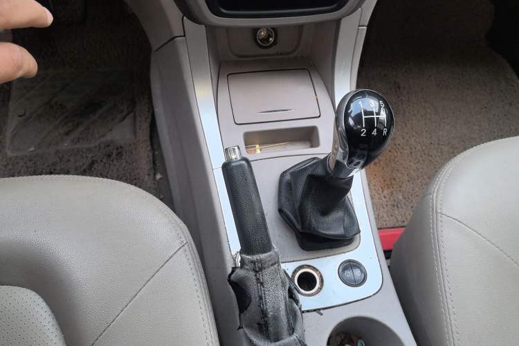 Used Geely Auto GX7 2012 1.8L Manual Executive Edition