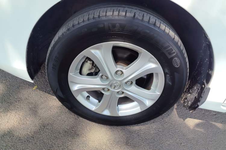 Used Mazda Mazda 3 2015 Sedan 1.6L Automatic Comfort Model