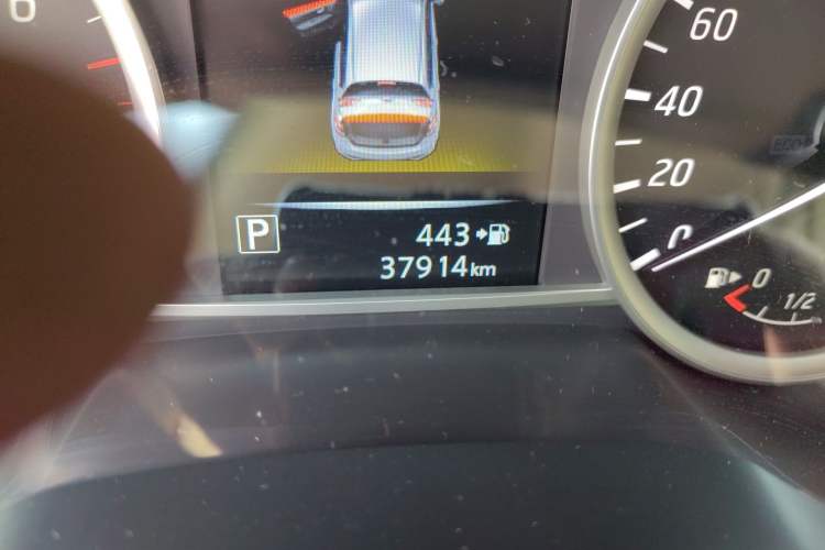 Used Nissan Tiida 2020 1.6L CVT Smart Drive Edition Odometer Close Up