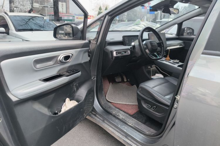 Used AION Y 2023 Plus 510 Smart Edition