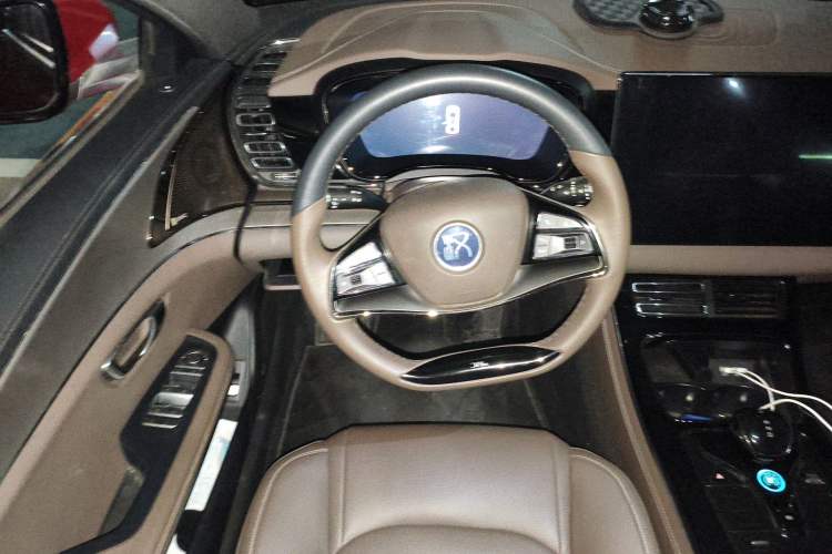 Used BYD Han 2020 DM Four-Wheel Drive Performance Edition Luxury Model Steering Wheel
