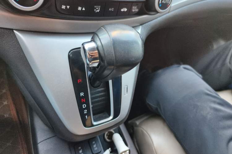 Used Honda CR-V 2013 2.4L four-wheel drive luxury version