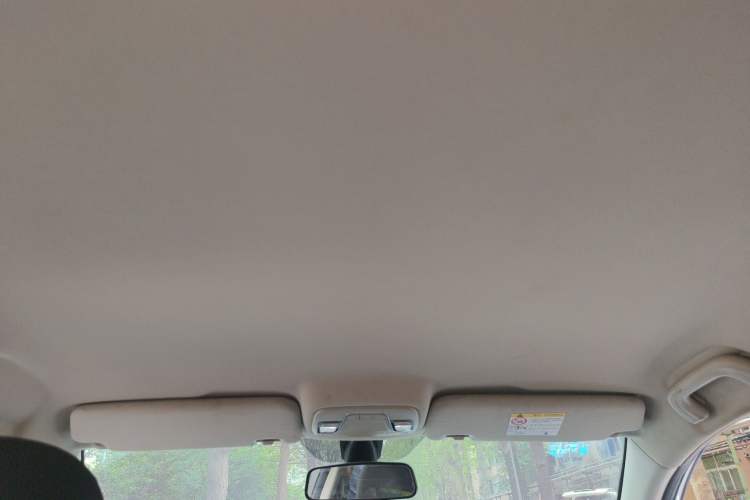 Used Geely Auto Vision 2018 1.5L Manual Happiness Edition Headliner