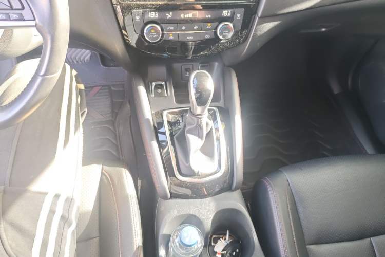 Used Nissan Qashqai 2022 2.0L CVT XV Premier Luxury Edition