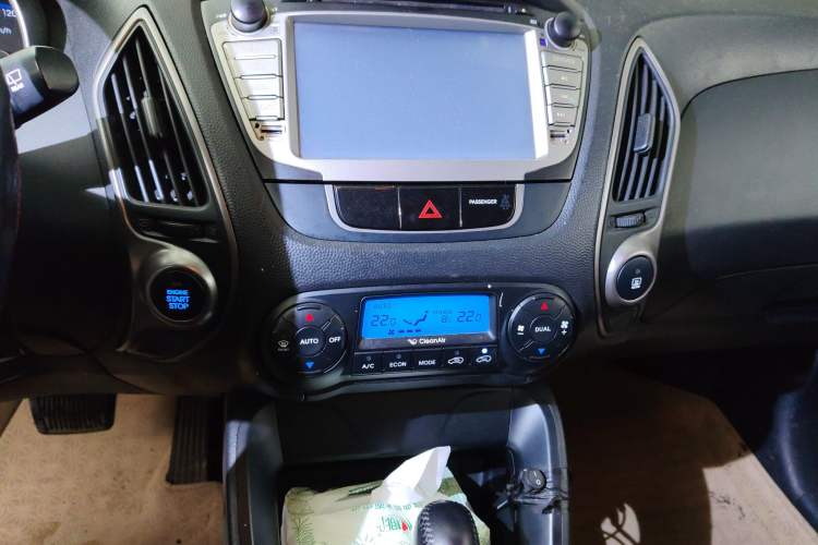 Used Hyundai ix35 2012 2.0L Automatic Two-Wheel Drive Elite Edition GLS
