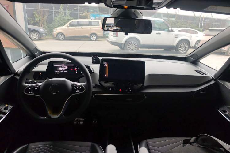 Used Volkswagen ID.3 2024 Pure & Smart Edition
