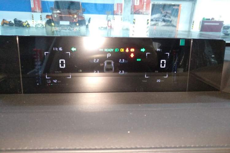 Used CHANGAN OSHAN 520 2025 Standard Edition Instrument Cluster