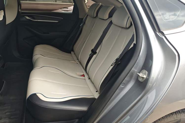 Used BYD Destroyer 05 2024 HONOR Edition DM-i 55KM Luxury Model Left Rear Seat