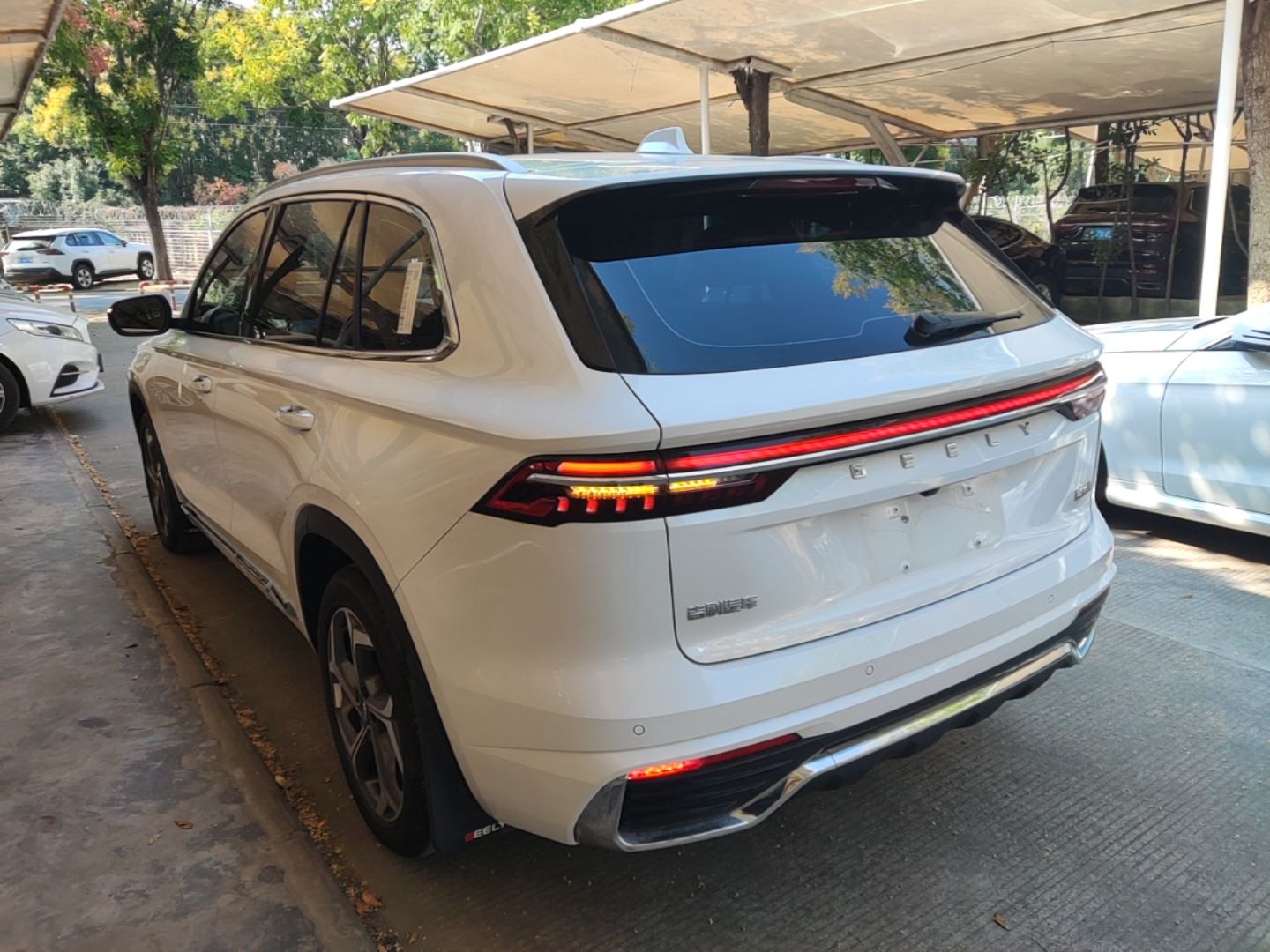 Geely Auto Monjaro L 2021 2.0TD DCT EVO Two-Wheel Drive Prestige Version — снимка 4