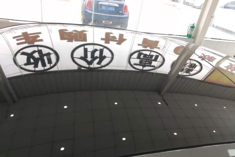 Used CHANGAN UNI-V 2023 1.5T Sport Edition
