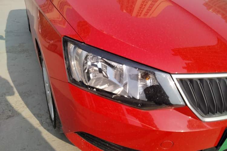 Used Skoda Fabia 2016 1.4L Automatic Car Enjoy Edition
