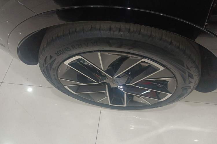 Used Avatr 11 2025 Year Updated Max Extended-Range Version