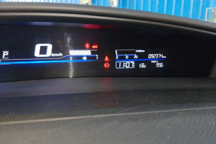 Used Honda Jade 2017 1.8L automatic Comfort version 5 seats
