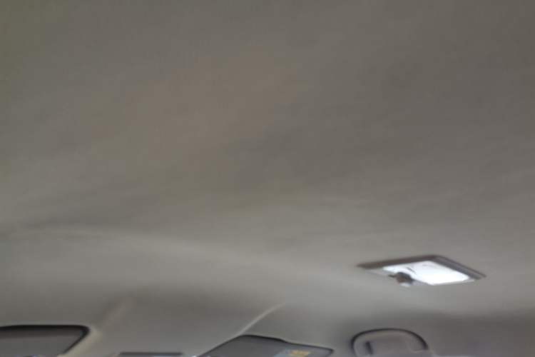 Used Suzuki S-Cross 2015 1.6L CVT Two-Wheel Drive Entry-Level Trim
