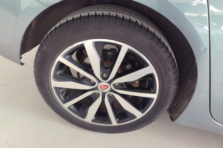 Used Roewe i6 2018 20T Automatic Flagship Edition