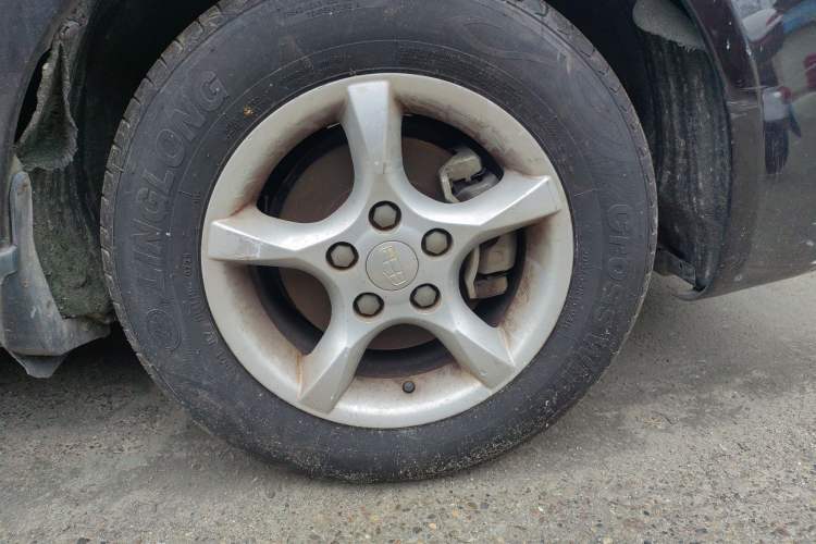 Used Geely Auto Classic Emgrand 2013 Sedan 1.5L Manual Entry-Level Model
