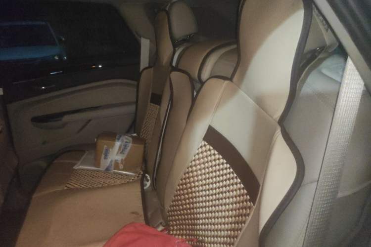 Used Cadillac SRX 2014 3.0L Elite Model Left Rear Seat