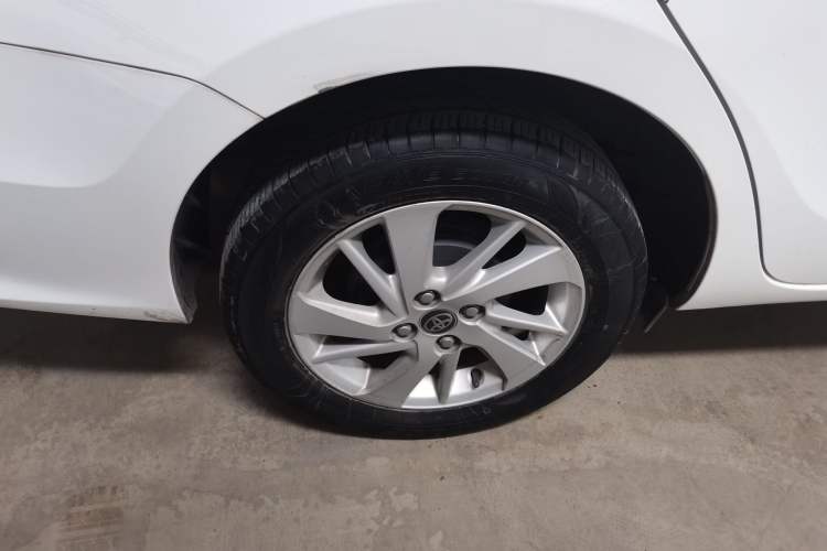 Used Toyota YARiS L Zhi Xiang 2017 1.5G CVT Xuan Dong Skyroof Edition Right Rear Wheel Hub