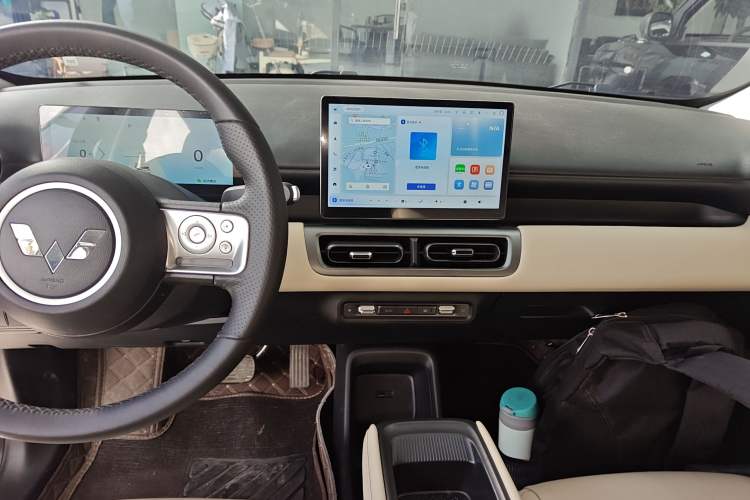 Used Wuling Bingo PLUS 2024 510 km Flagship Edition Four-Seater Version
