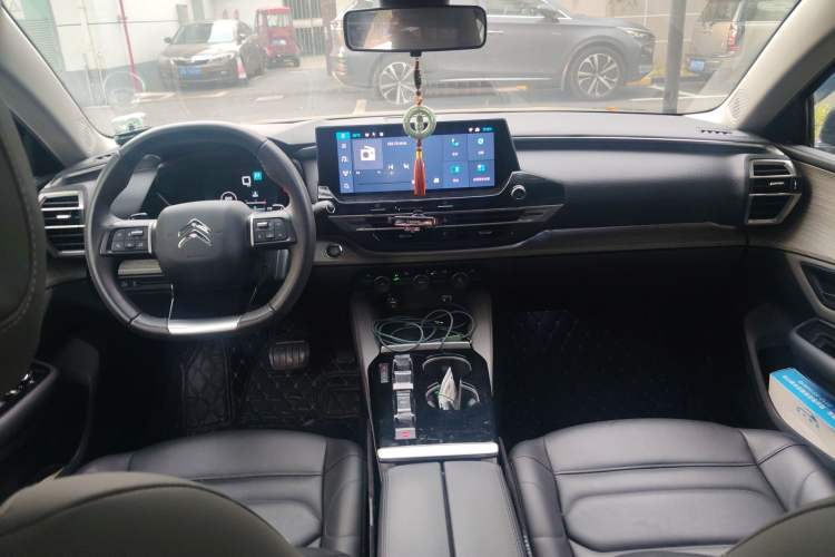 Used Citroen C5 X 2021 1.6T Flagship Edition Center Console