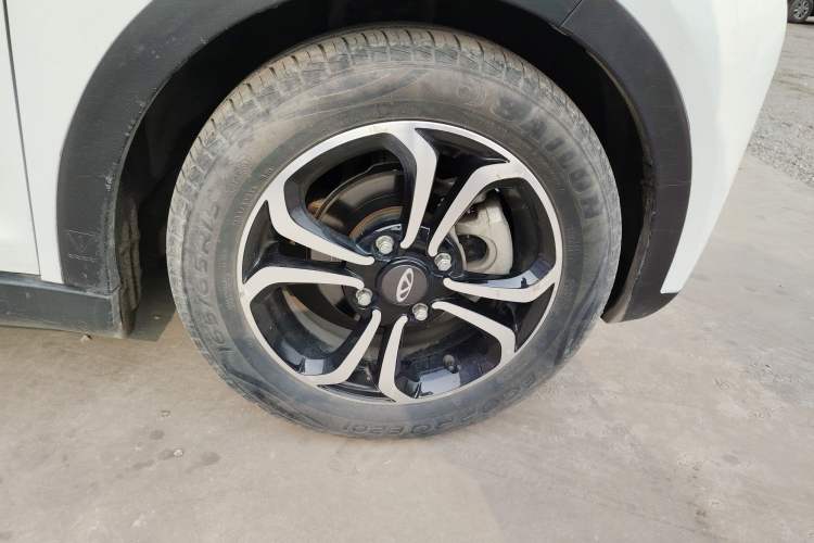 Used Chery QQ Little Ant 2021 200 000-Yuan Ant Fan Edition Talent Version NMC Battery 301 km