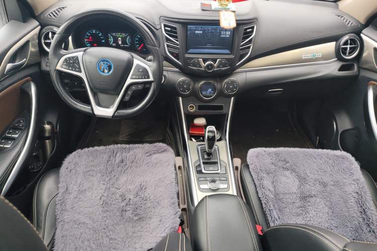 Used BYD Song New Energy 2017 Song DM 1.5TID All-Wheel Drive Luxury Model