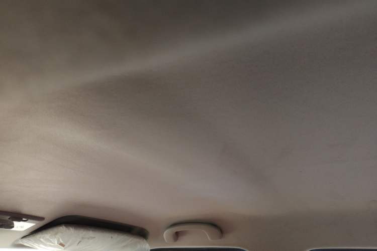 Used Suzuki Swift 2013 1.3L Manual Value Edition Headliner