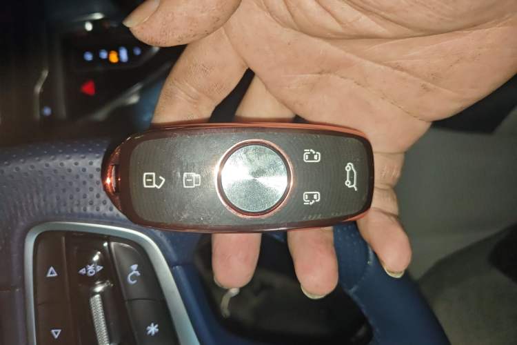 Used Roewe iMAX8 2022 400TGI Prestige Edition Vehicle Key