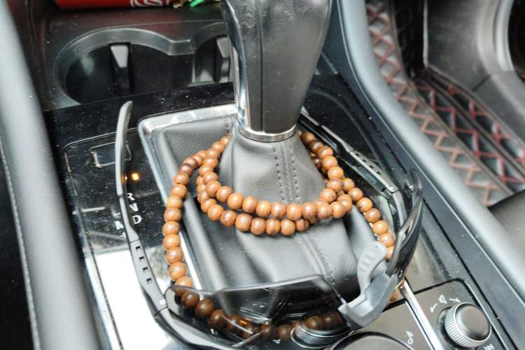 Used Mazda 3 Axela 2020 2.0L Automatic ZhiXuan Edition Gear Lever