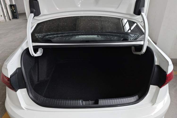 Used Volkswagen Sagitar 2021 280TSI DSG Luxury Smart Connectivity Edition