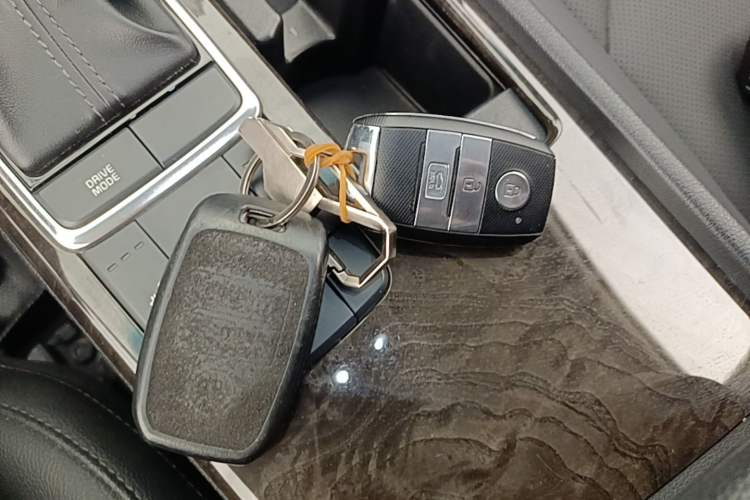Used Kia K5 2016 2.0L Automatic LUX
