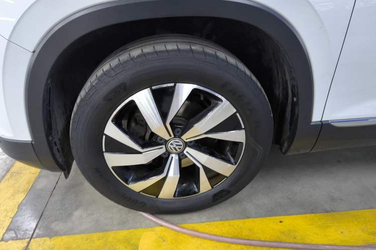 Used Volkswagen Tayron 2019 330TSI Two-Wheel Drive Luxury Model China VI Standard
