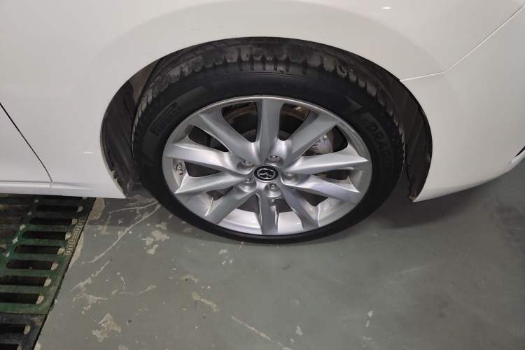 Used Mazda Mazda 3 Axela 2017 Sedan 2.0L Automatic Flagship Model China V Standard