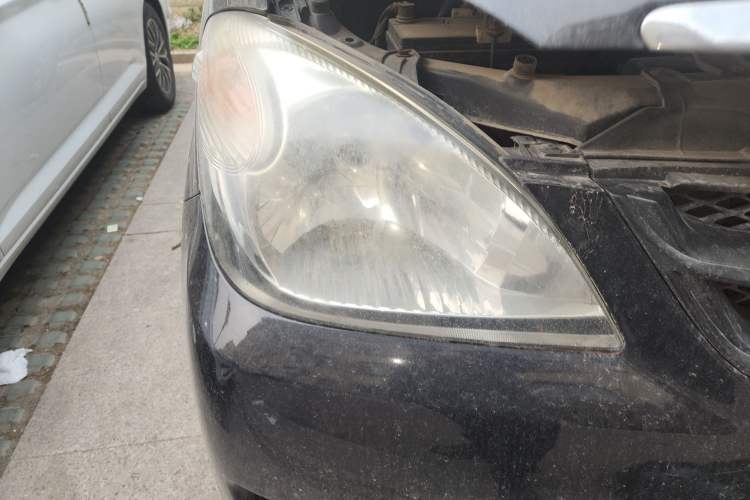 Used FAW Senya M80 2011 Value Edition 1.3L Manual 5-Seater
