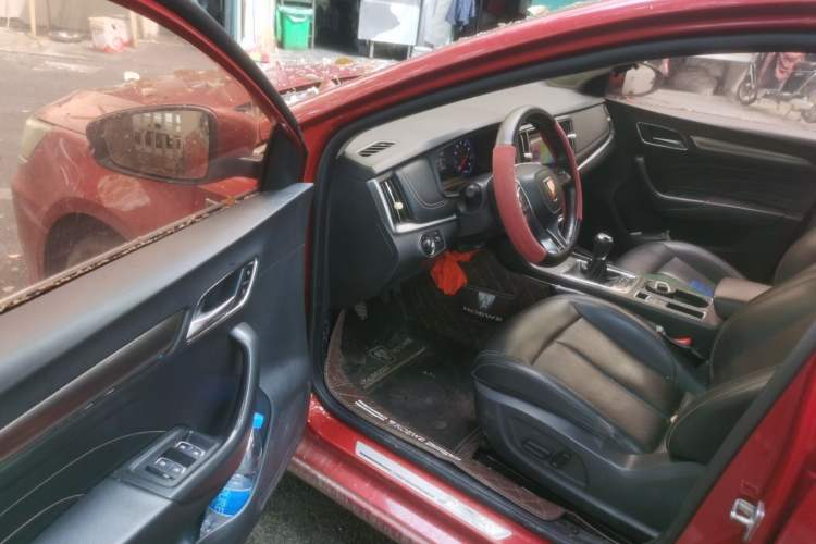 Used Roewe i6 2017 20T Manual Luxury Edition