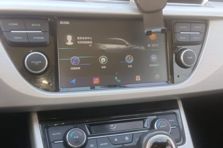 Used Geely Auto Emgrand X7 Sport 2018 1.8TD Automatic Two-Wheel Drive Zhiya Model