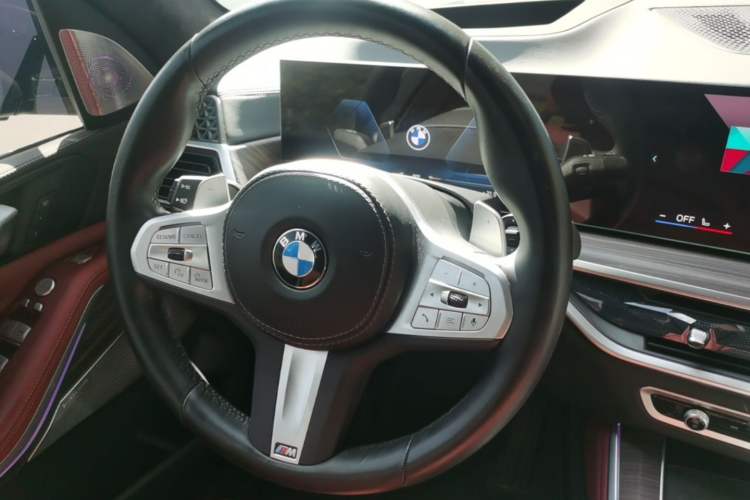 Used BMW X5 2023 xDrive 40Li M Sport Night Edition Package
