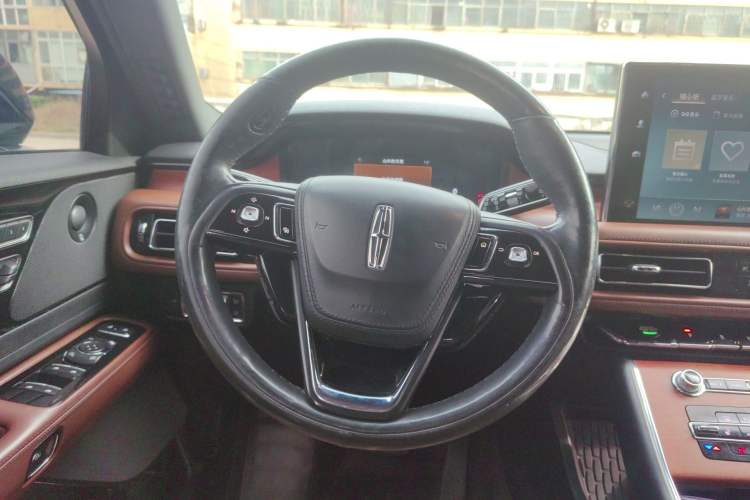 Used Lincoln Aviator 2020 3.0T V6 Four-Wheel Drive Zunya Edition Steering Wheel