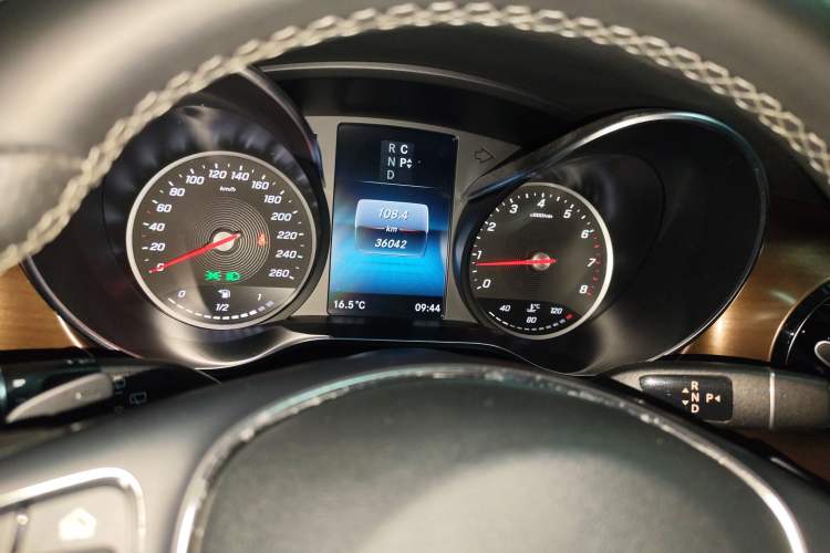 Used Mercedes-Benz V-Class 2021 V 260 L Long-wheelbase Luxury Edition
