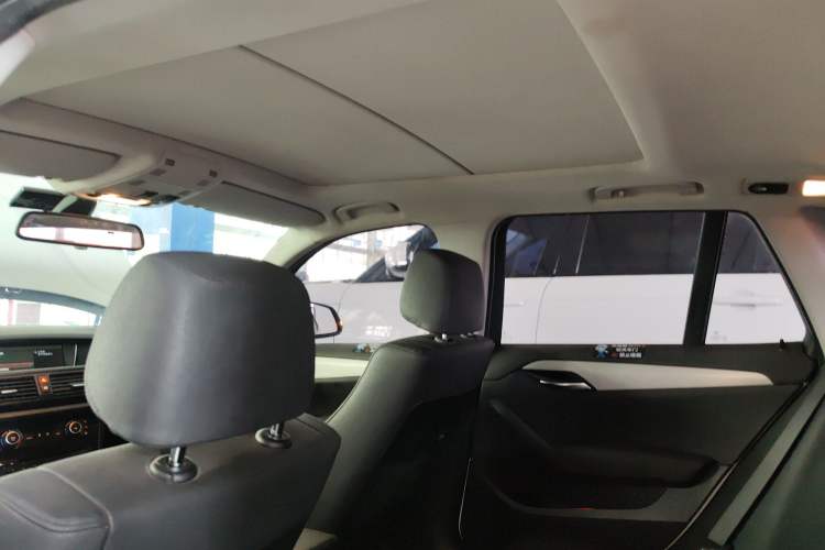 Used BMW X1 2014 sDrive18i Leading Model
