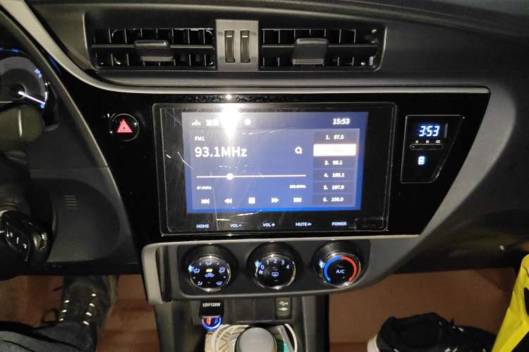 Used Toyota Levin 2017 Revised 185T CVT Elite Edition China V Standard Audio And AC Panel