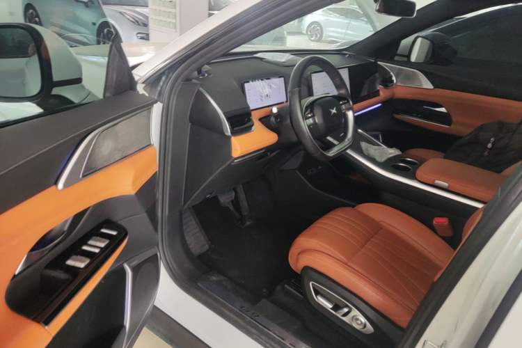 Used XPeng G9 2022 702 Max Driver Seat